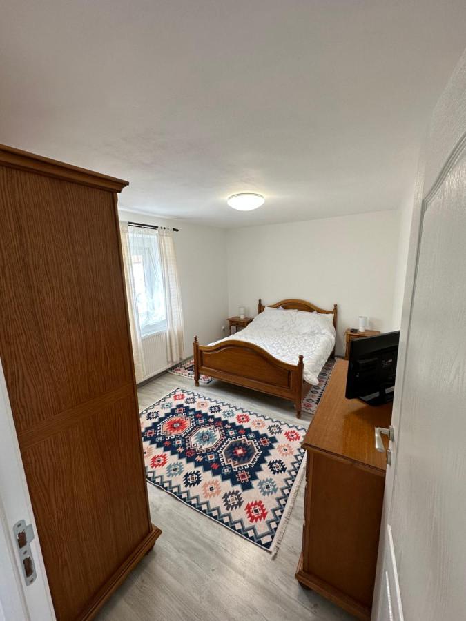 Nema S Apartment Брашов Экстерьер фото